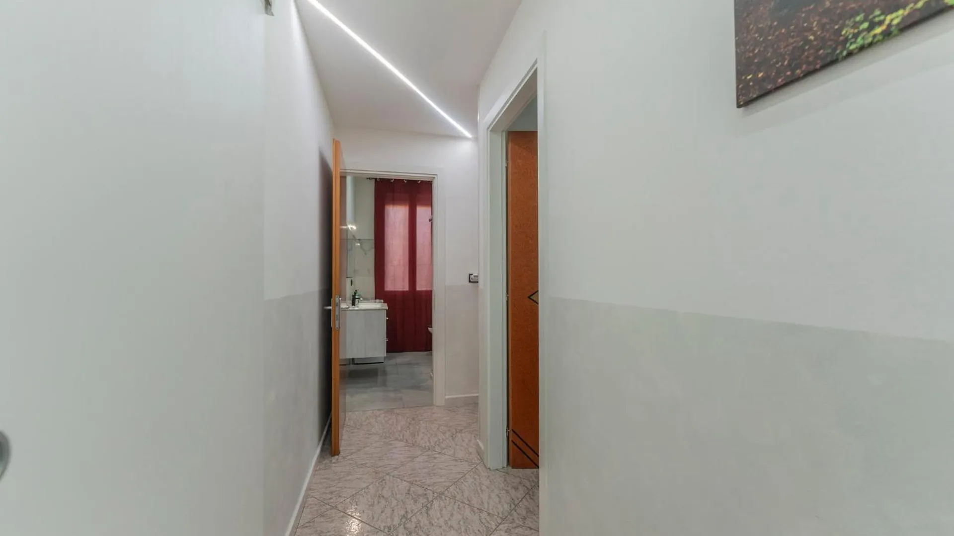 Aparthotel Fioravanti Apartments - San Luca Suite & Genesis House, A Pochi Passi Dalla Stazione, Vicino Al Cuore Di Bologna