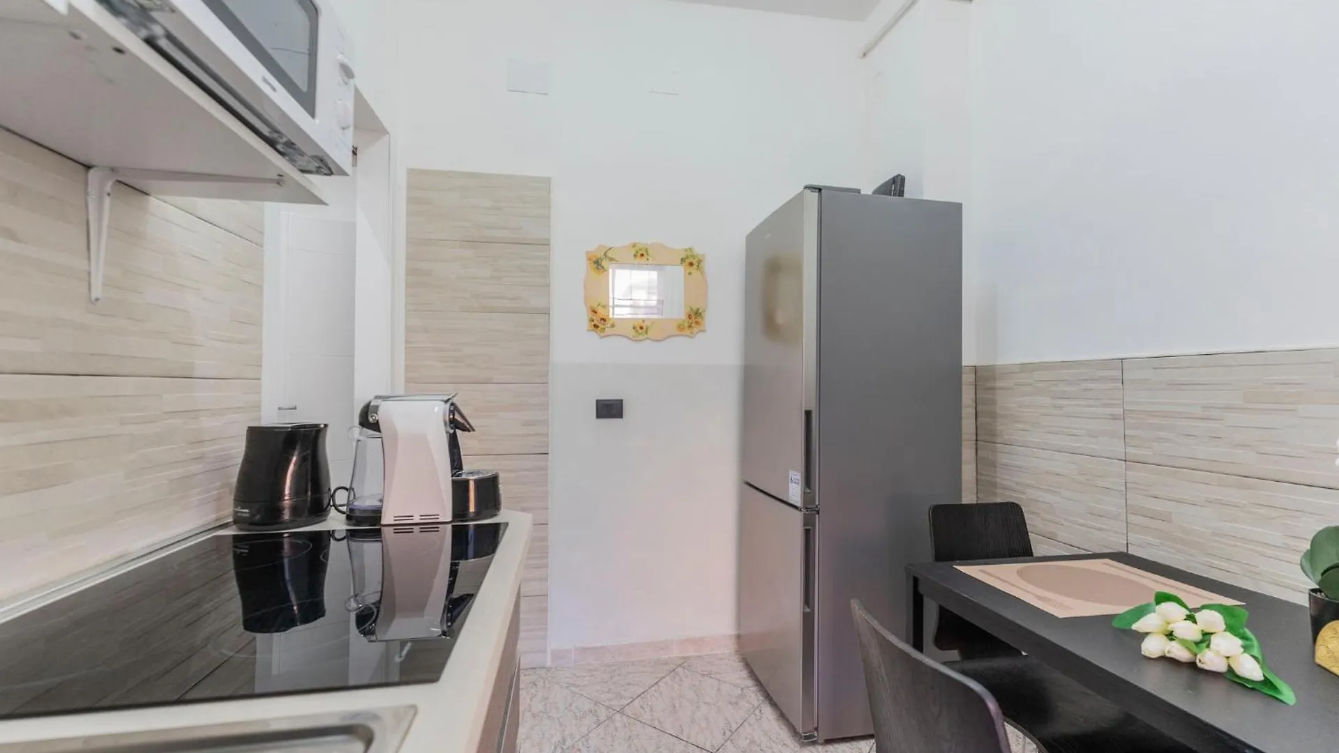 Fioravanti Apartments - San Luca Suite & Genesis House, A Pochi Passi Dalla Stazione, Vicino Al Cuore Di Bologna Aparthotel