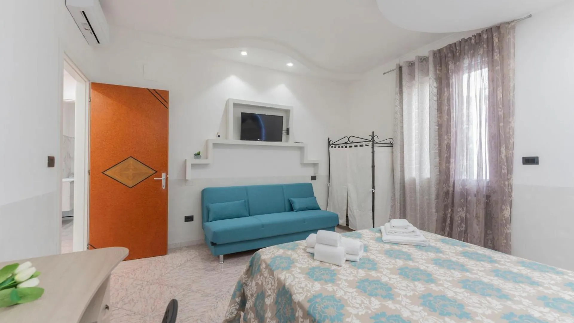 Fioravanti Apartments - San Luca Suite & Genesis House, A Pochi Passi Dalla Stazione, Vicino Al Cuore Di Bologna Aparthotel