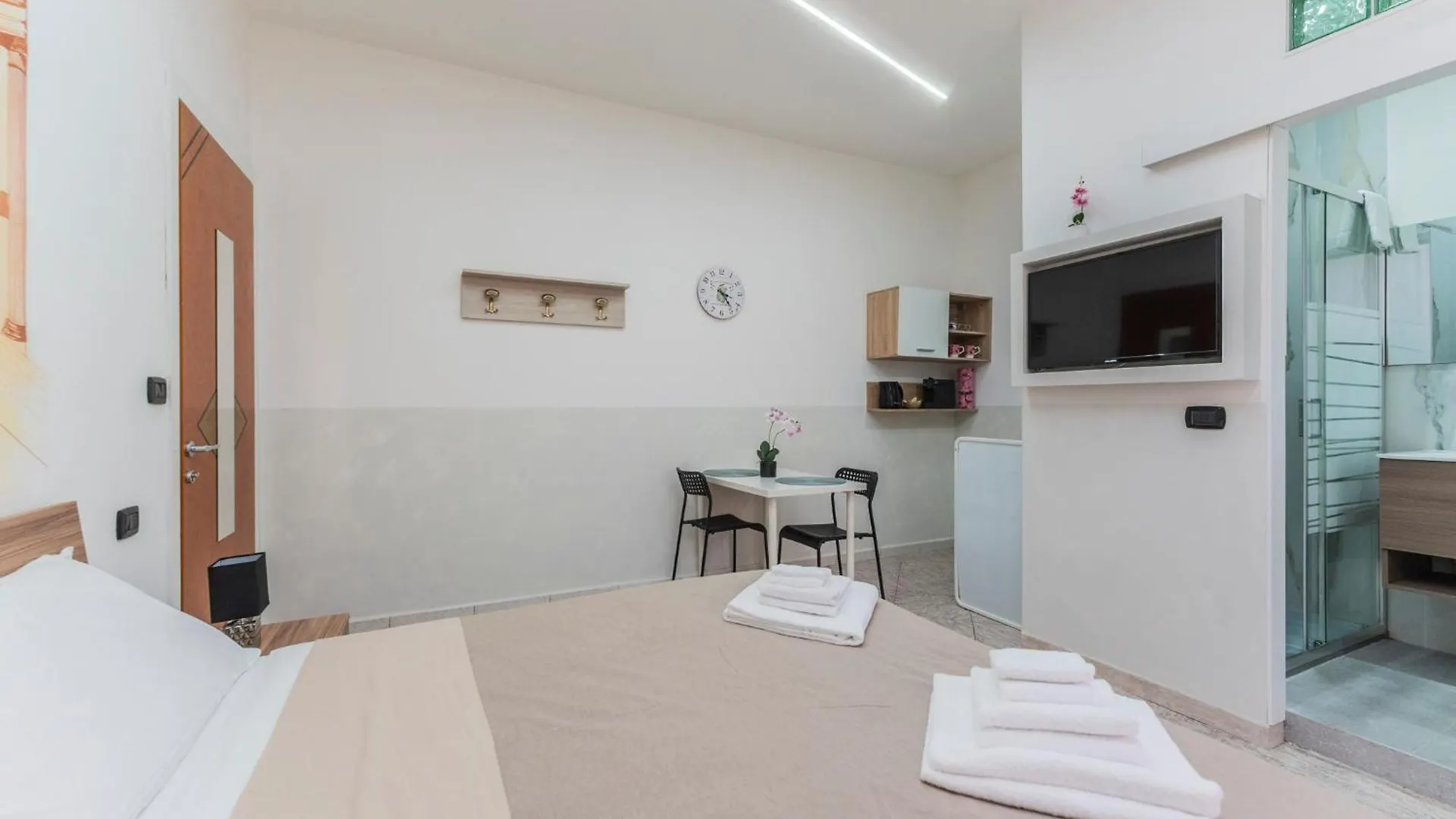 Fioravanti Apartments - San Luca Suite & Genesis House, A Pochi Passi Dalla Stazione, Vicino Al Cuore Di Bologna Aparthotel