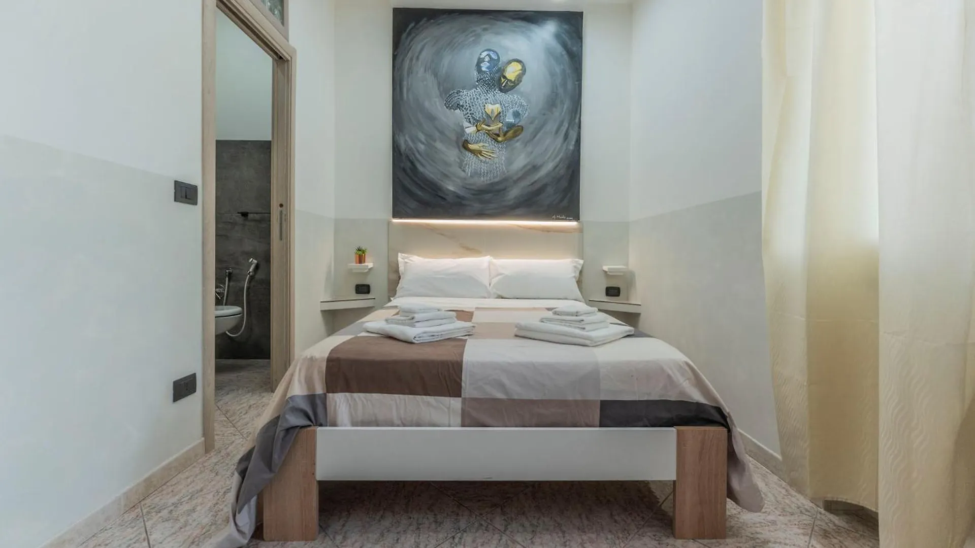 Fioravanti Apartments - San Luca Suite & Genesis House, A Pochi Passi Dalla Stazione, Vicino Al Cuore Di Bologna