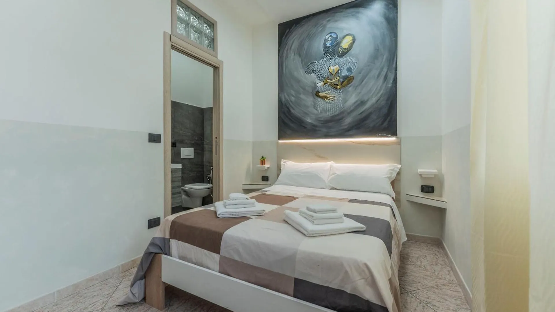 Fioravanti Apartments - San Luca Suite & Genesis House, A Pochi Passi Dalla Stazione, Vicino Al Cuore Di Bologna 0*,