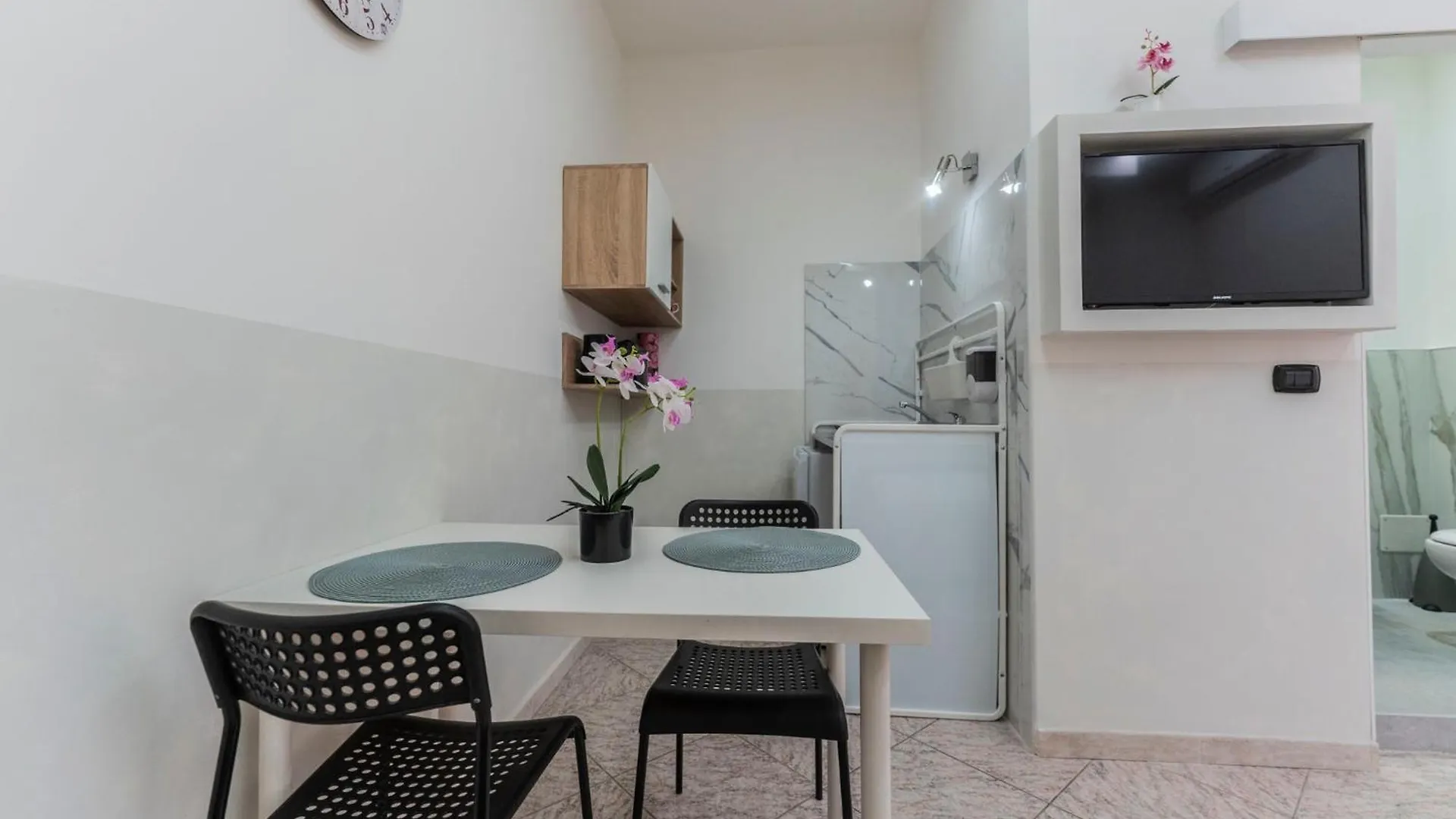 Fioravanti Apartments - San Luca Suite & Genesis House, A Pochi Passi Dalla Stazione, Vicino Al Cuore Di Bologna